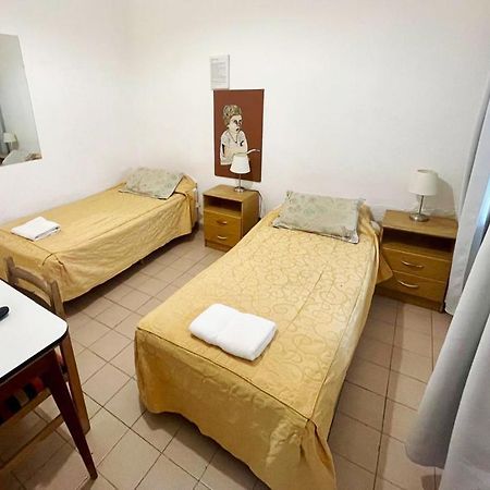 Hotel Urbano Ventia 코모도로리바다비아 외부 사진