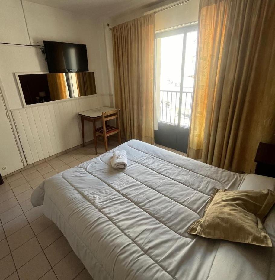 Hotel Urbano Ventia 코모도로리바다비아 외부 사진