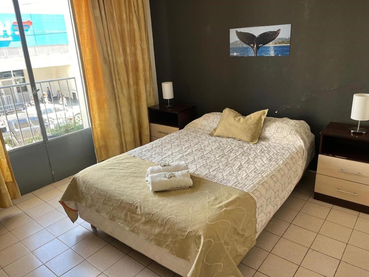 Hotel Urbano Ventia 코모도로리바다비아 외부 사진