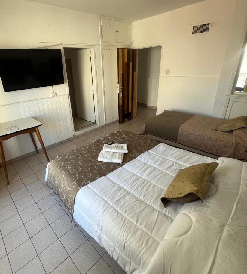 Hotel Urbano Ventia 코모도로리바다비아 외부 사진
